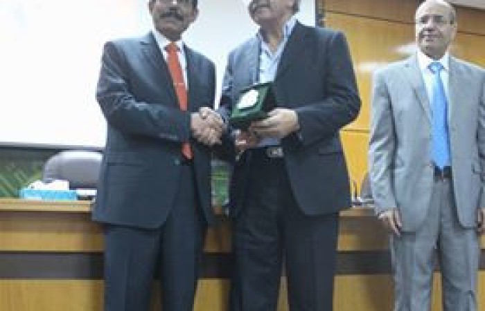 24252035_221175711756006_1471331322_n